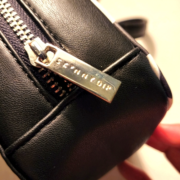 F#@$ Yes Crossbody Purse - Picture 7 of 14